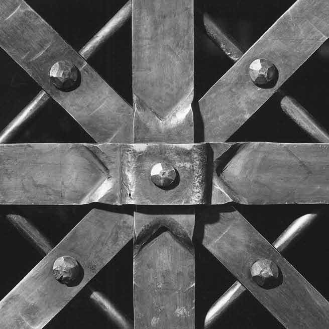 Toranlage Palais Giese aus Rundprofilen und Flacheisen