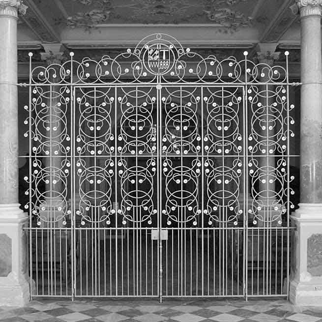 Geschmiedetes modernes Trenngitter Kloster Neustift