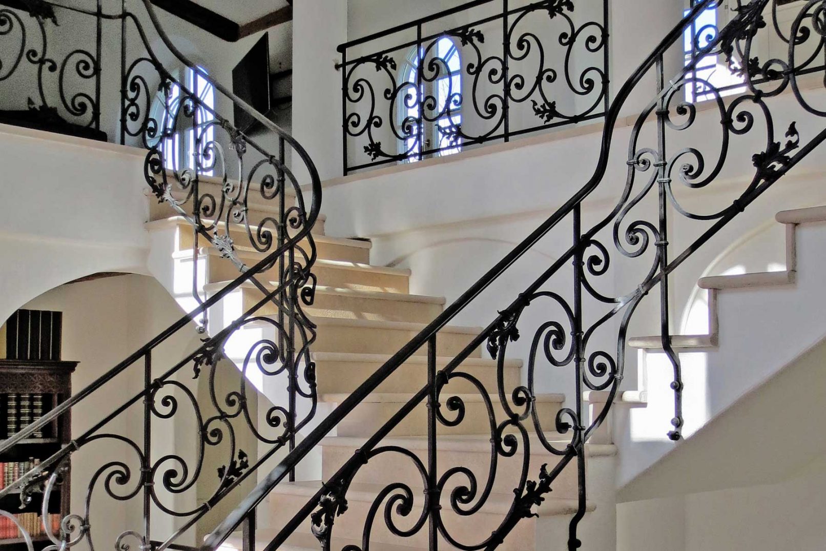 Detail Neukonstruktion Geländer mit historischen Elementen