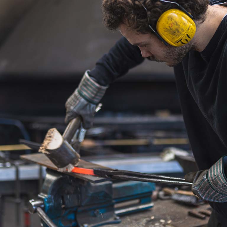 Ausbildung Kunstschmied in der Kunstschmiede Bergmeister