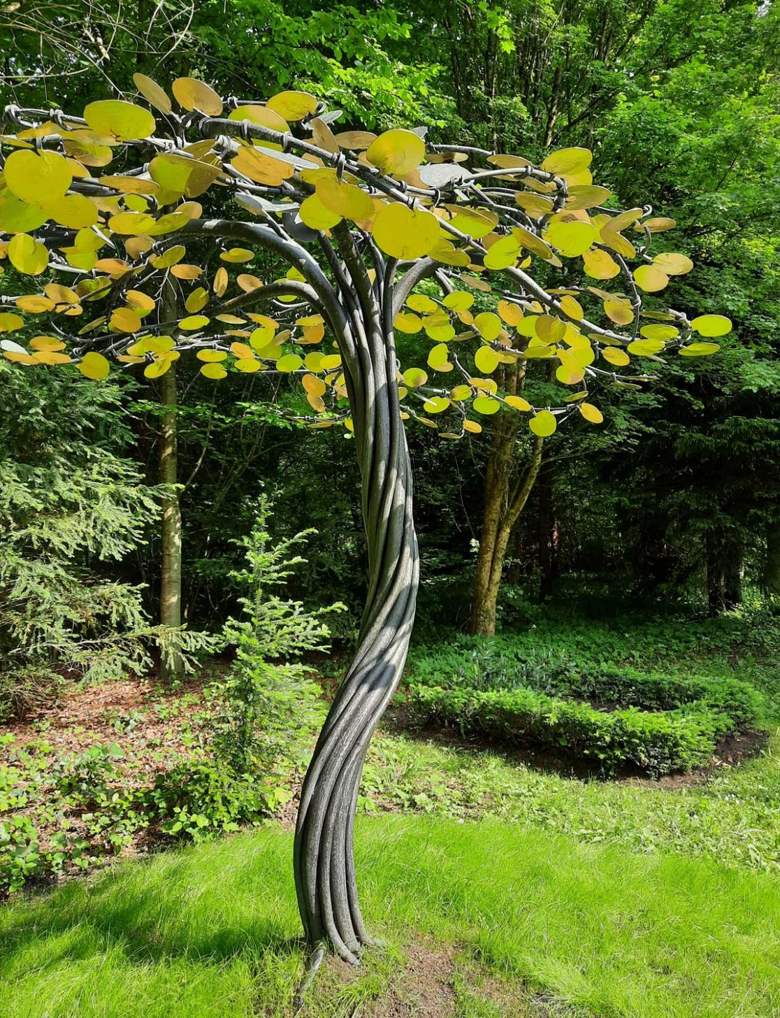 Grabmal Lebensbaum aus Bronze geschmiedet