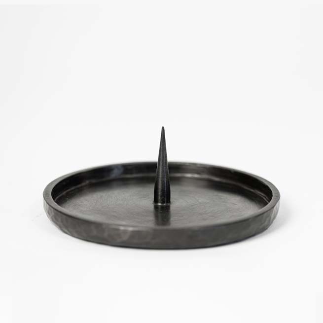 Kerzenständer mit rundem Fuß