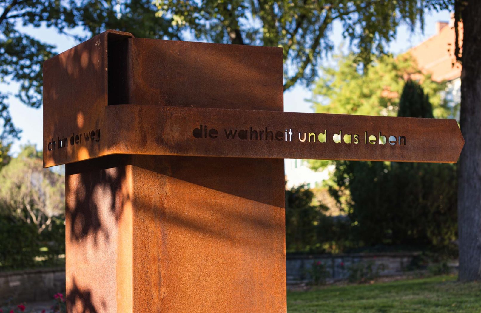 Gestaltung Skulpturenzyklus Meditationsweg in der Gemeinde Ebersberg