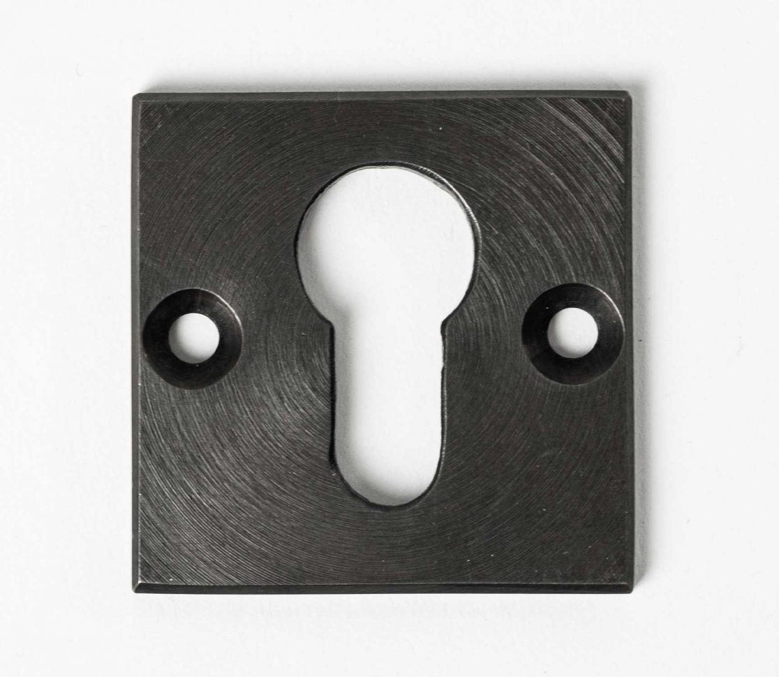 PZ-Rosette quadratisch aus Bronze geschmiedet