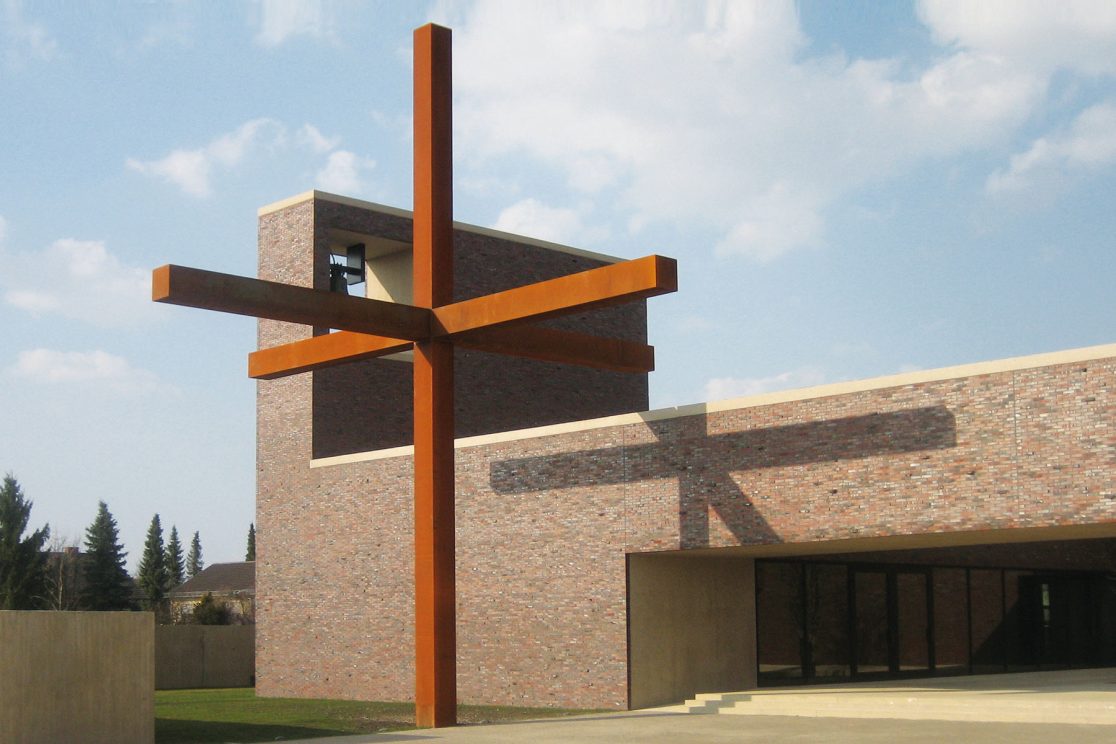 Großes Kirchenkreuz - Traditionelles Handwerk
